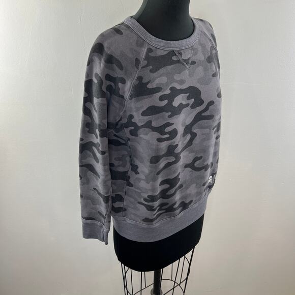 SOULCYCLE Gray Black Camo Cotton Crewneck Long Sleeve Pullover Sweatshirt Size S - Picture 6 of 9